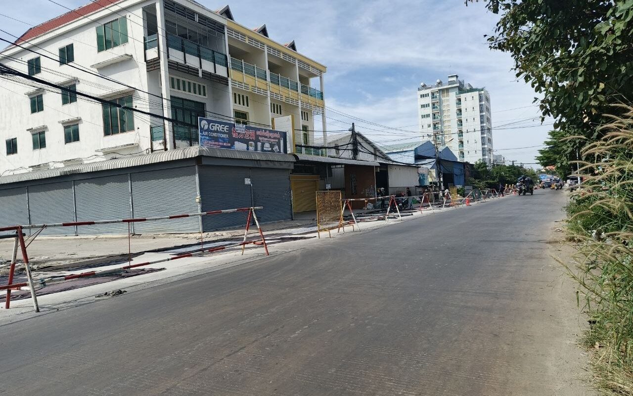 $$$-ដីដាក់ជួលផ្លូវធំងាយប្រកបរបររកស៊ី-$$$