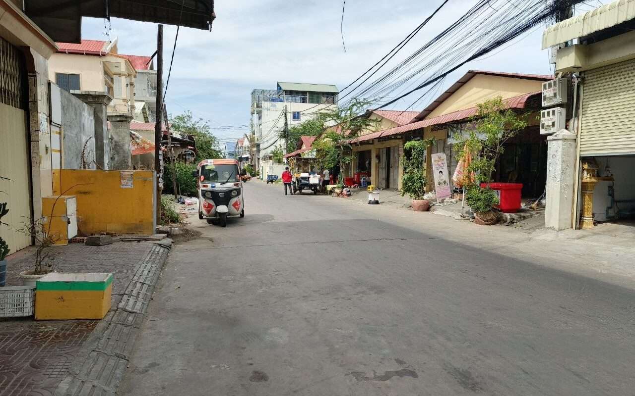 $$$-ផ្ទះដាក់លក់ជិតផ្សារត្រពាំងឈូក-$$$