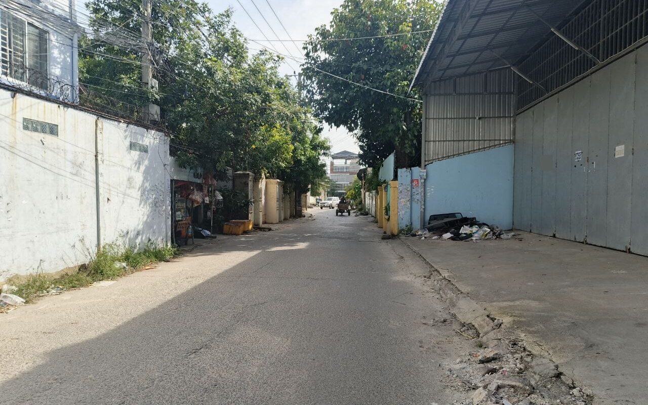 $$$-ឃ្លាំងដាក់ជួលក្បែរសាលាបារាំងPSE-$$$