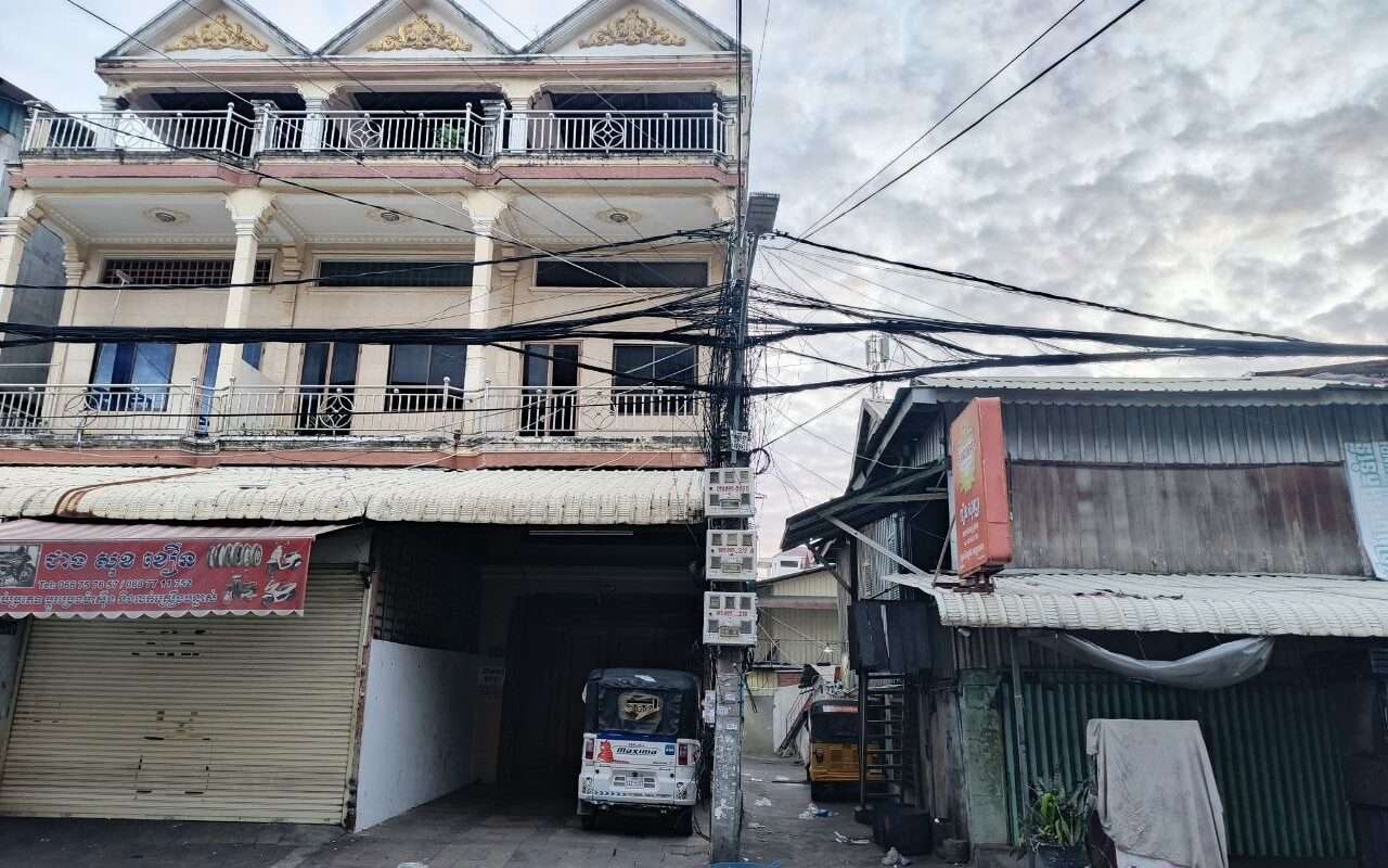 $$$-ផ្ទះដាក់លក់ និងជួលជិតផ្សារយូណាយ-$$$