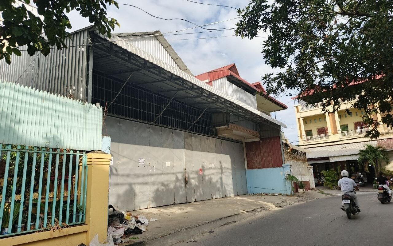 $$$-ឃ្លាំងដាក់ជួលក្បែរសាលាបារាំងPSE-$$$