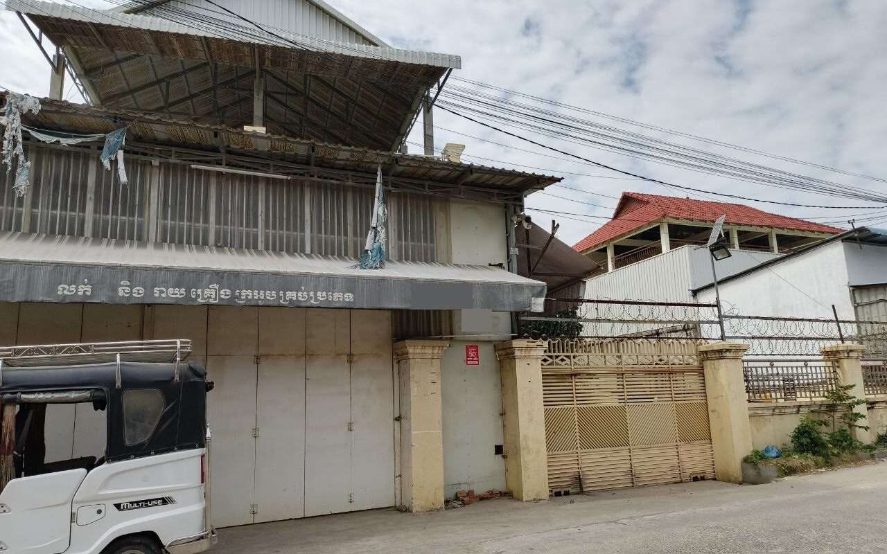 $$$-ផ្ទះលក់លើផ្លូវអាចរកស៊ីបាន-$$$