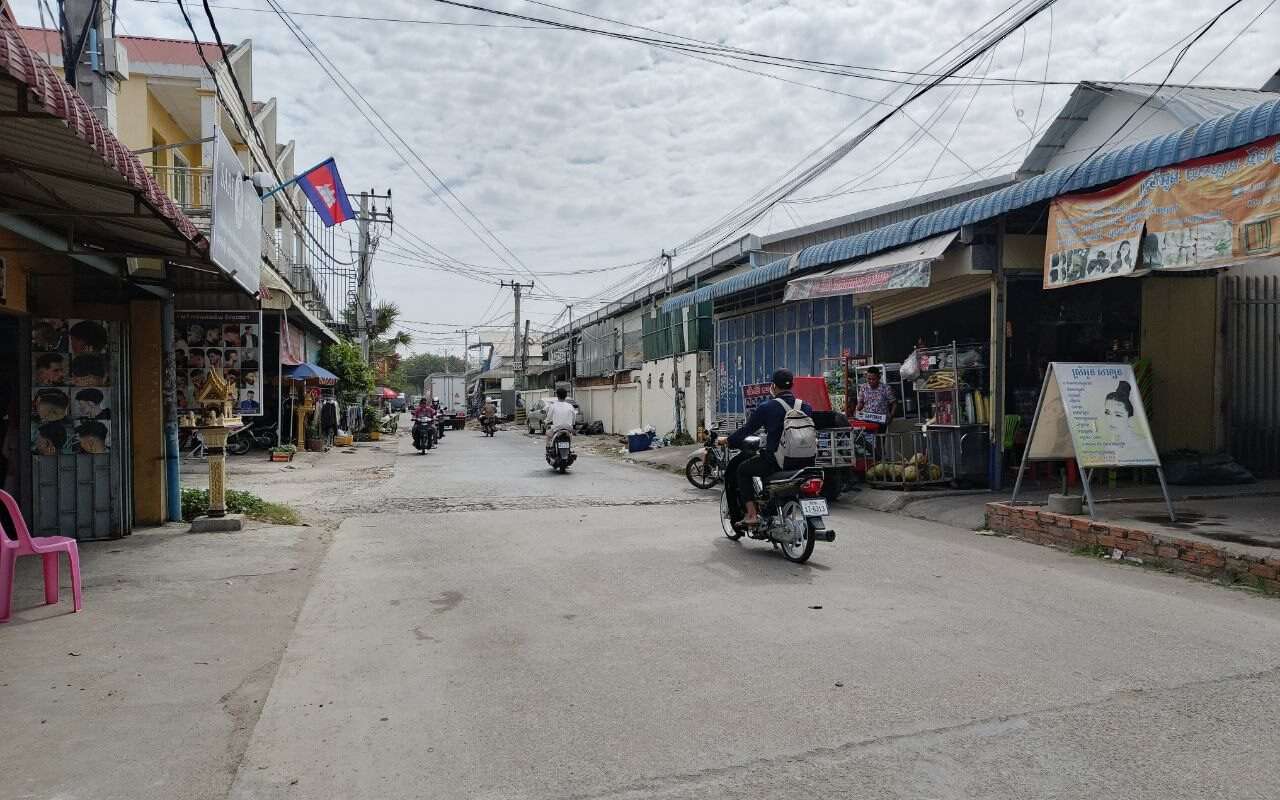 $$$-ផ្ទះលក់លើផ្លូវអាចរកស៊ីបាន-$$$