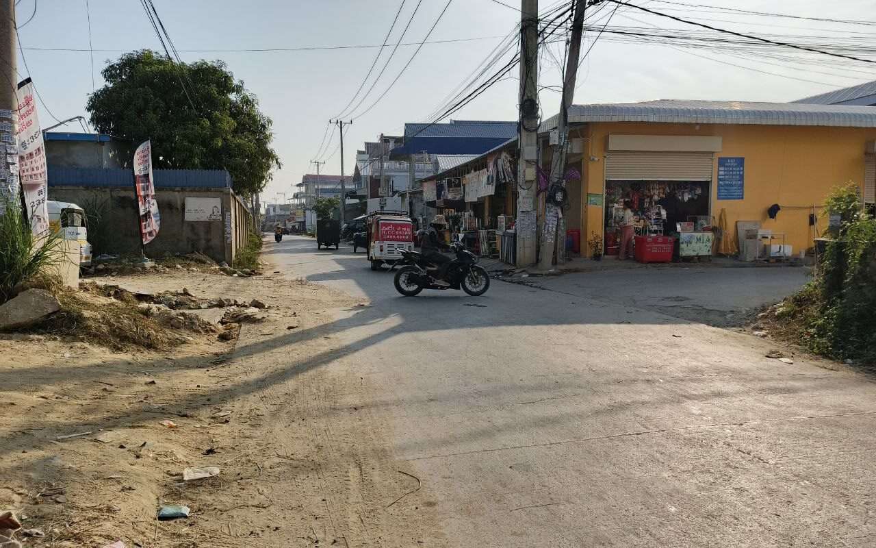 $$$-ឃ្លាំងកែងជួលផ្លូវបេតុងព្រៃល្វា-$$$