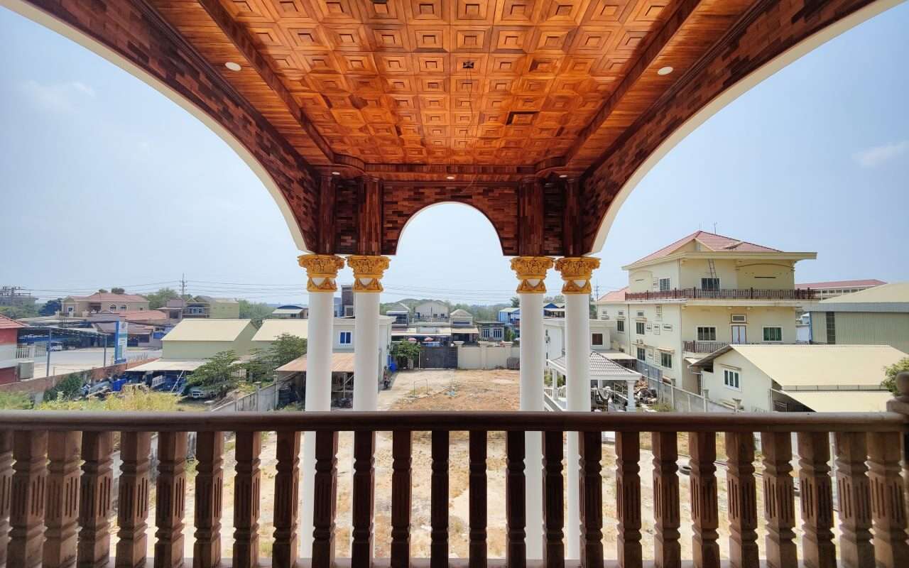 $$$-ភូមិគ្រឹះដាក់លក់នៅក្រុងតាខ្មៅ-$$$