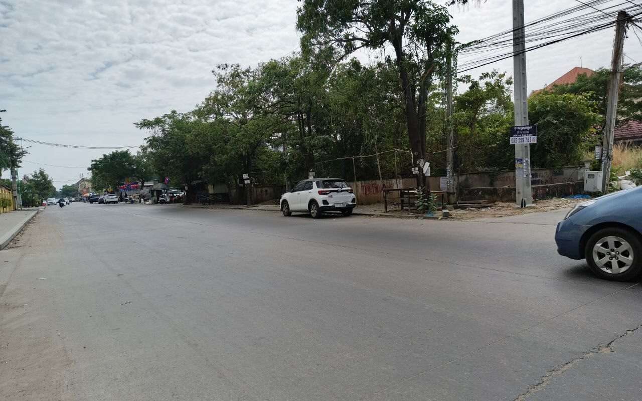 $$$-ដីកែងដាក់ជួលក្បែរវិទ្យាល័យអន្តរជាតិCIA-$$$