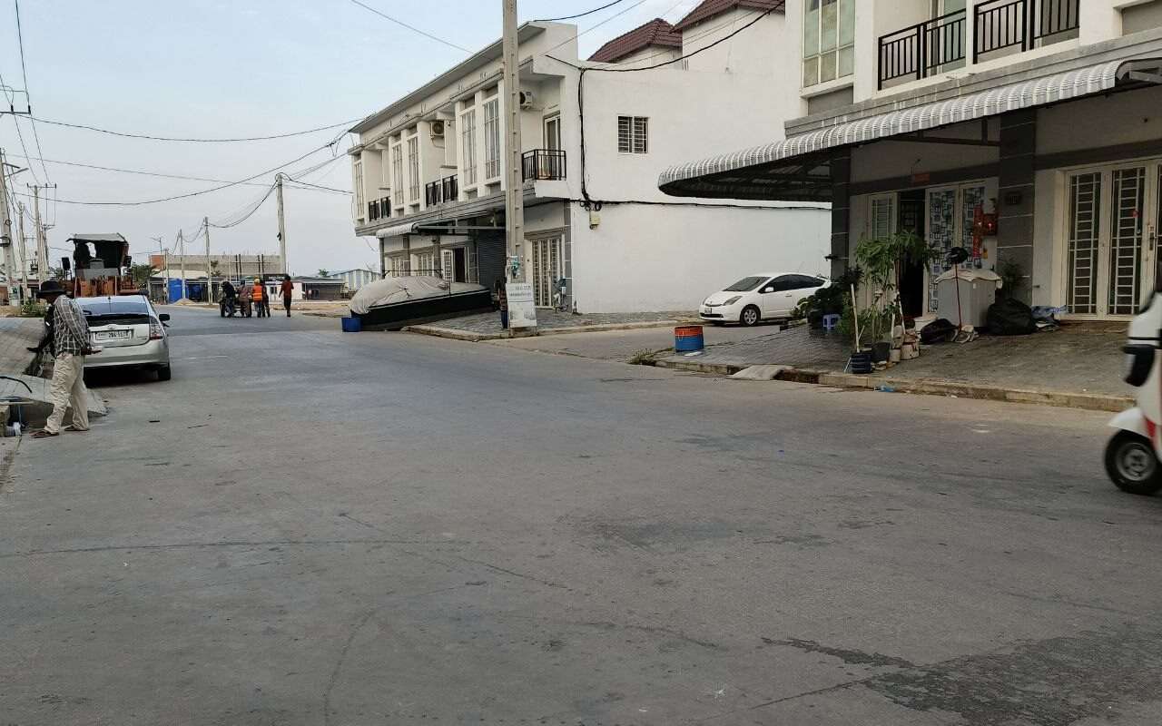 $$$-ផ្ទះកែងលក់ឡេងណាវ៉ាត្រាទួលពង្រ-$$$