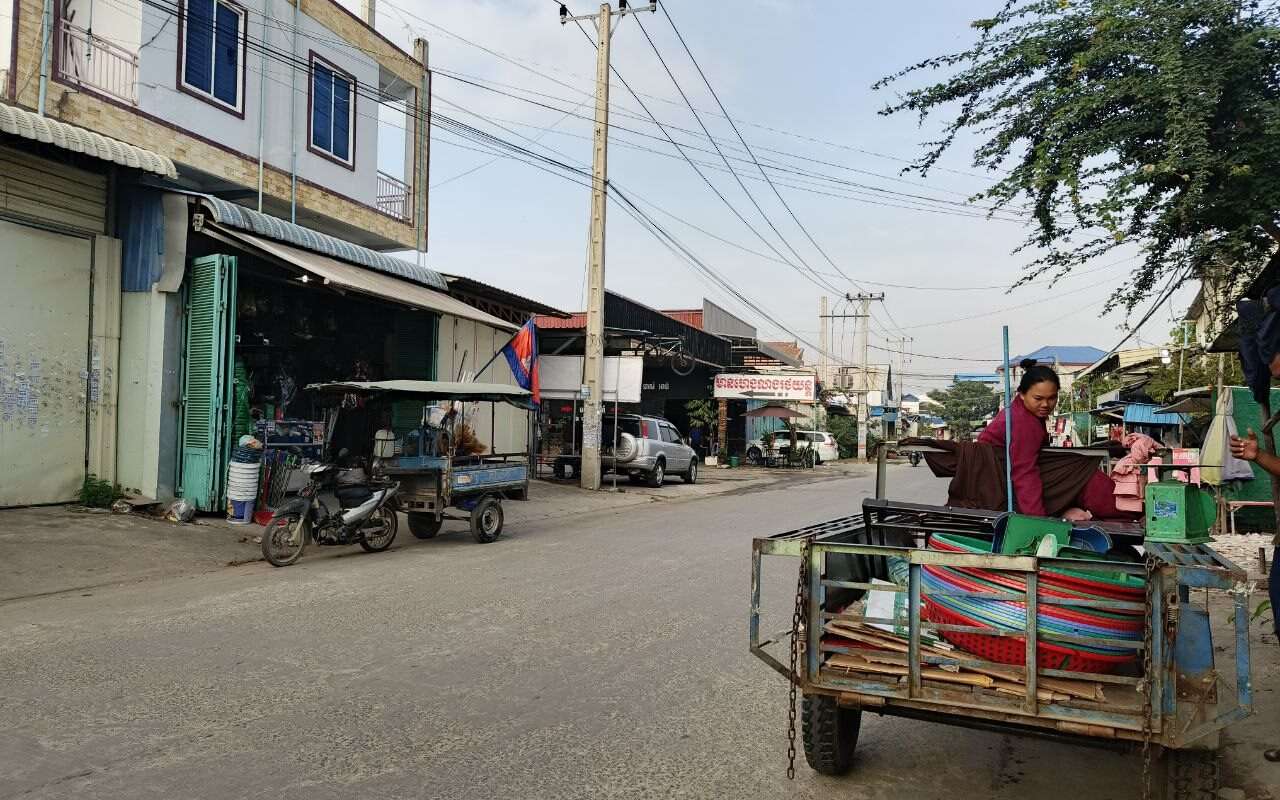 $$$-ឃ្លាំងលក់ថ្មគោលចោមចៅ2-$$$