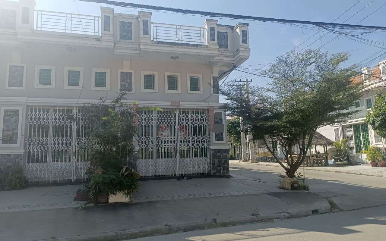 $$$-ផ្ទះល្វែងកែងជួលជិតស.ចោមចៅ2-$$$