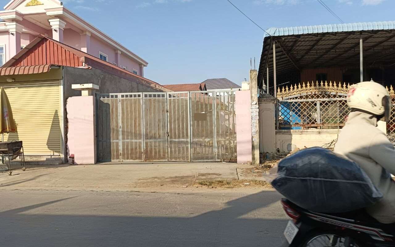 $$$-ដីជួល6m x 22m ផ្លូវរកស៊ីបាន-$$$