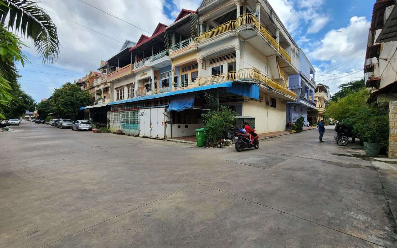 $$$-Warehouse for Sale 290m²-$$$