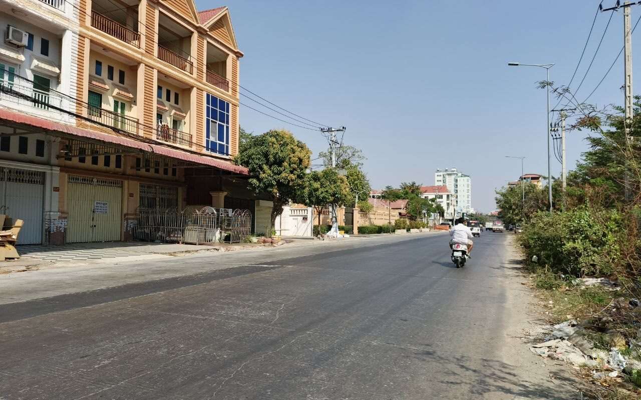 $$$-ផ្ទះផ្លូវធំលក់ដី5,2×20 $245,000-$$$