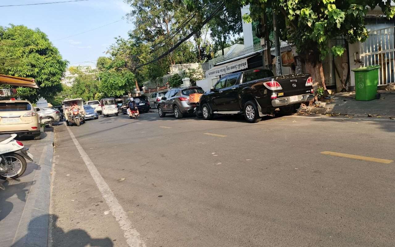 $$$-អតីតហាងលក់-ចតុមុខ-$$$