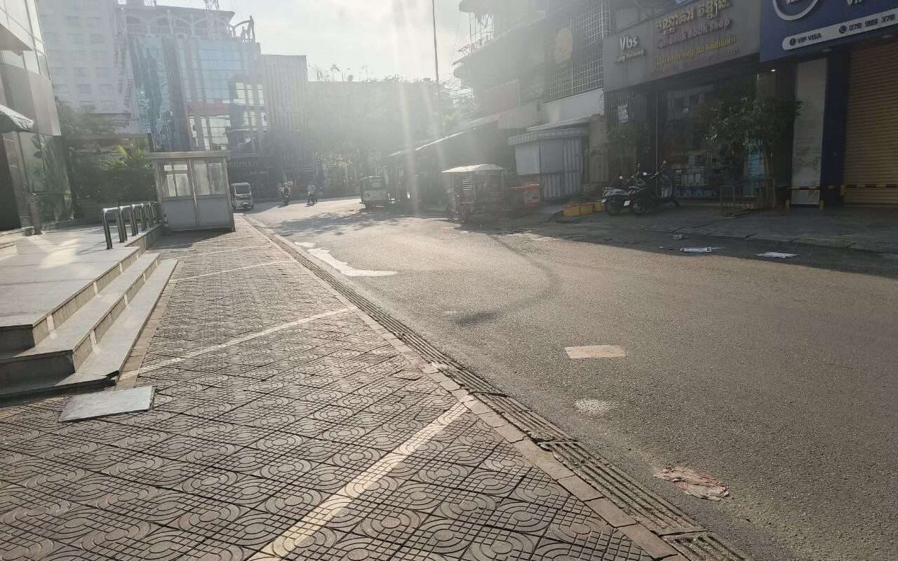 $$$-អគារជួលជិតផ្លូវព្រះមុន្នីវង្ស-$$$