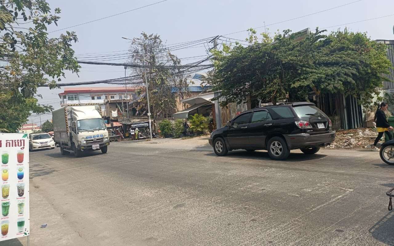 $$$-ឃ្លាំងជួល14mx62m តំលៃ$3000-$$$