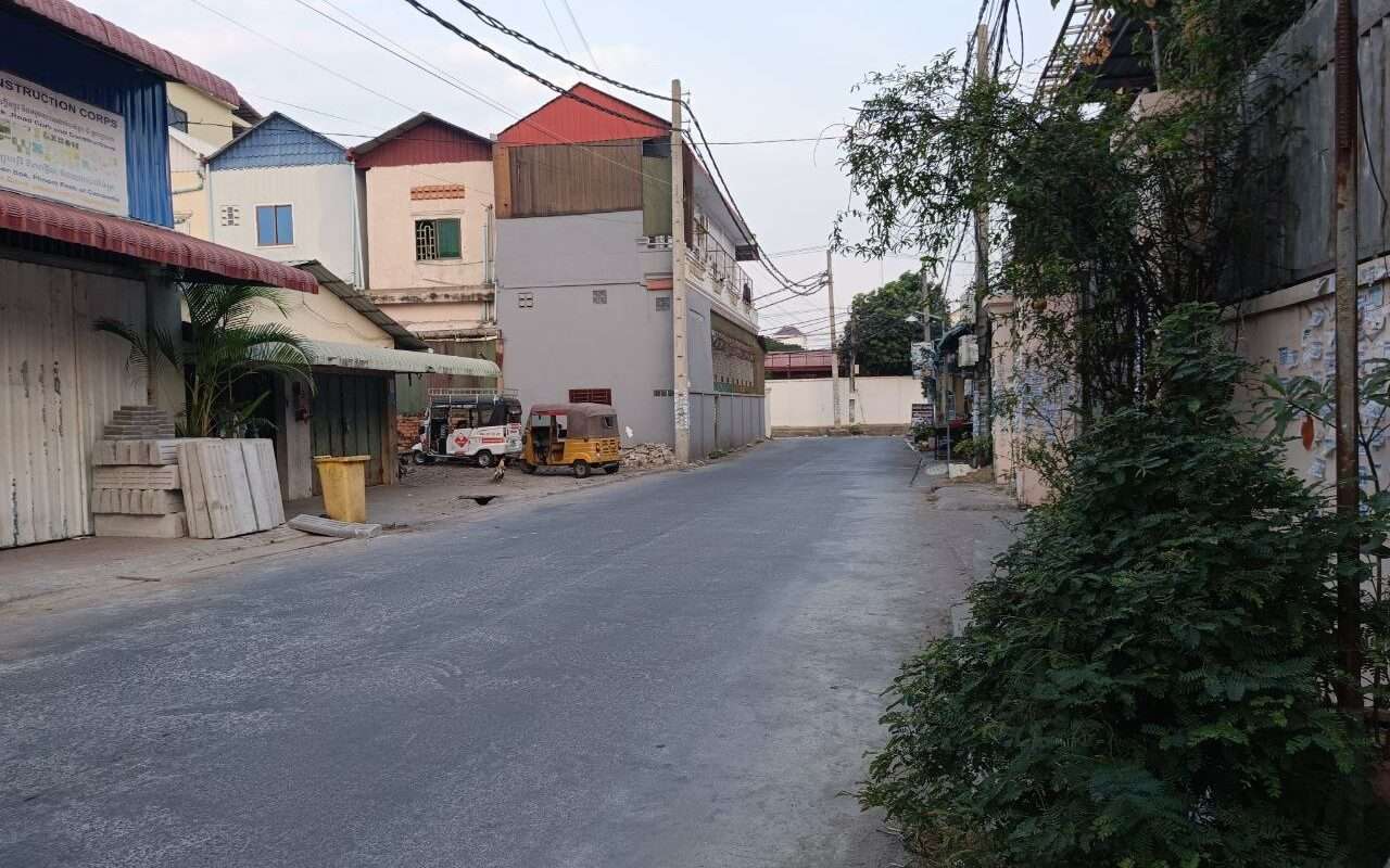 $$$-ឃ្លាំងលក់225m²-$260,000-$$$