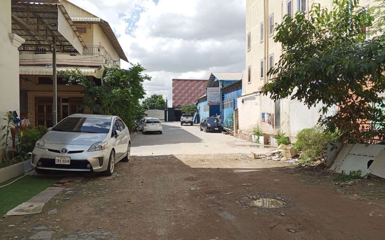 $$$-ឃ្លាំងលក់1240m²-$1,390,000-$$$