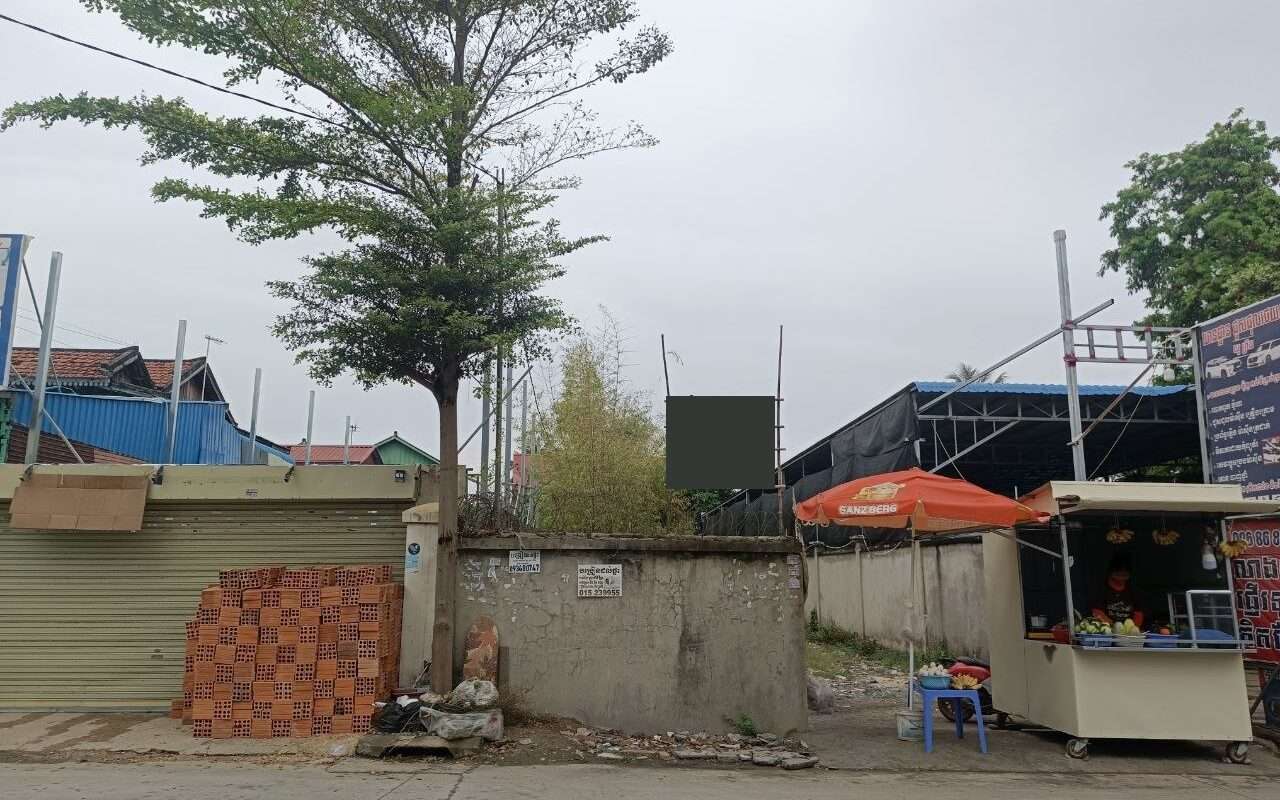 $$$-ដីលក់2400m² ផ្លូវធំ$280/m²-$$$