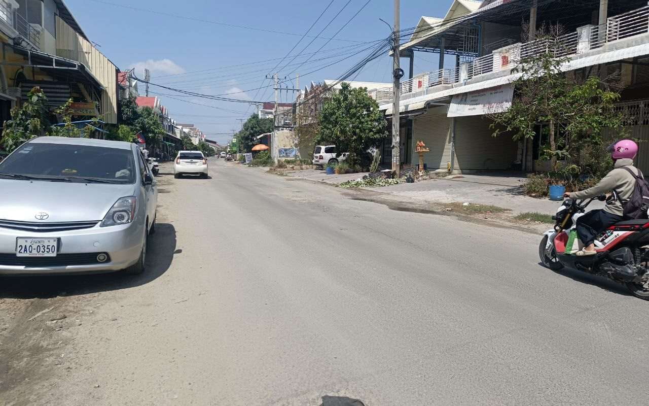 $$$-ផ្ទះលក់ចោមចៅ2 $100,000-$$$