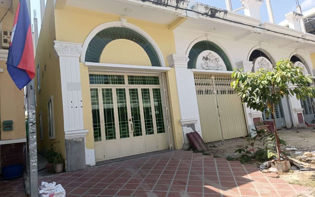 $$$-ផ្ទះលក់ចោមចៅ2 $100,000-$$$