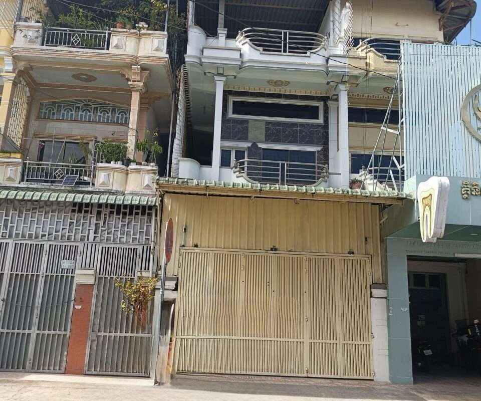 $$$-ផ្ទះលក់ផ្លូវរកស៊ីបាន4.2×21 $400,000-$$$