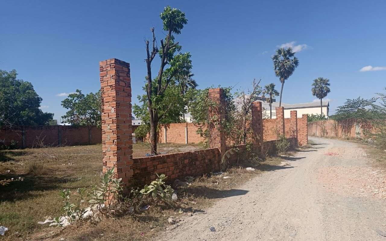 $$$-ដីលក់616m² ផ្លូវlomចោមចៅ2$200/m²-$$$