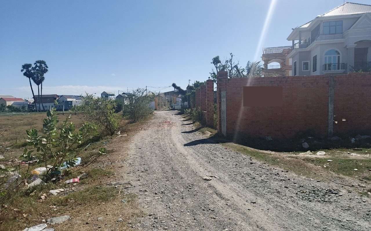 $$$-ដីលក់616m² ផ្លូវlomចោមចៅ2$200/m²-$$$