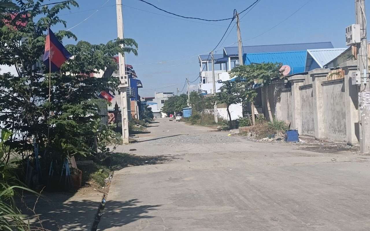 $$$-ដីជួល14x32mមានរបងស្រាប់$350/ខែ-$$$