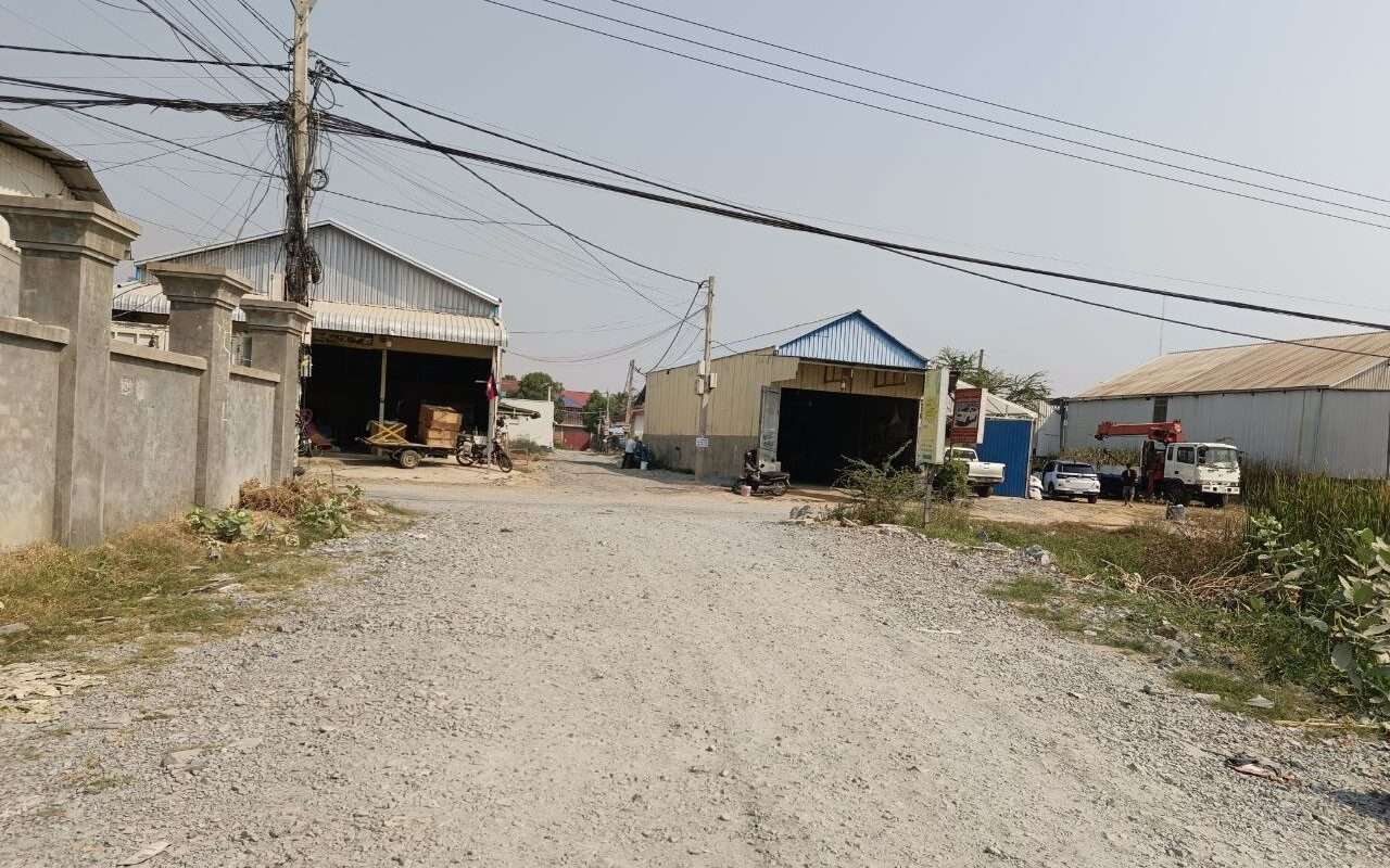 $$$-ដីជួល-លក់30mx40m តំលៃ$1500-$400/m²$$$