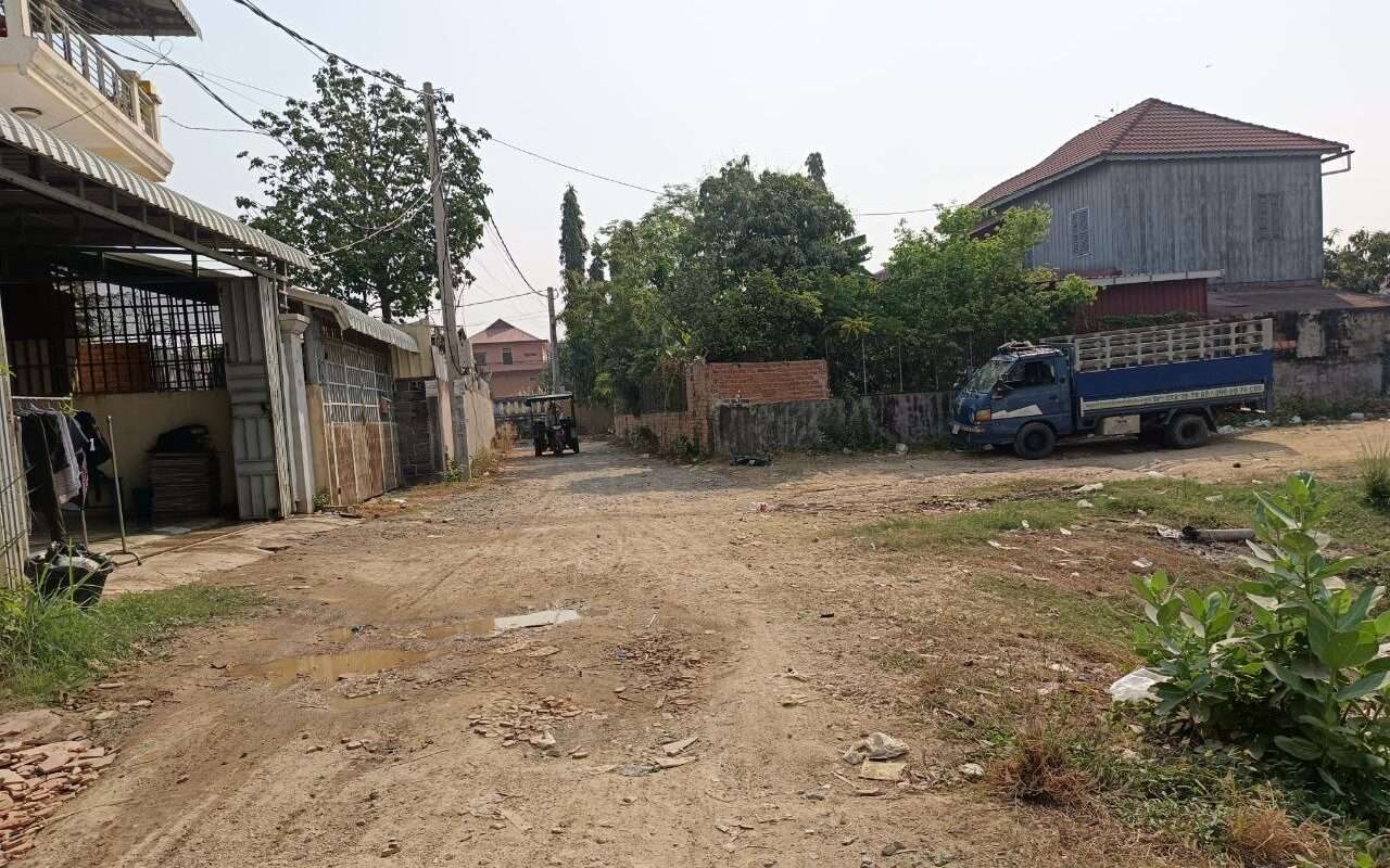 $$$-កូនវីឡាតៀមលក់ដី10m x 32m-$$$