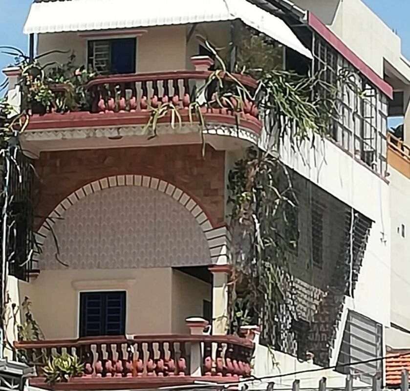 $$$-ផ្ទះលក់សន្ធរម៉ុក មានចំណូលជិត$600/ខែ-$$$