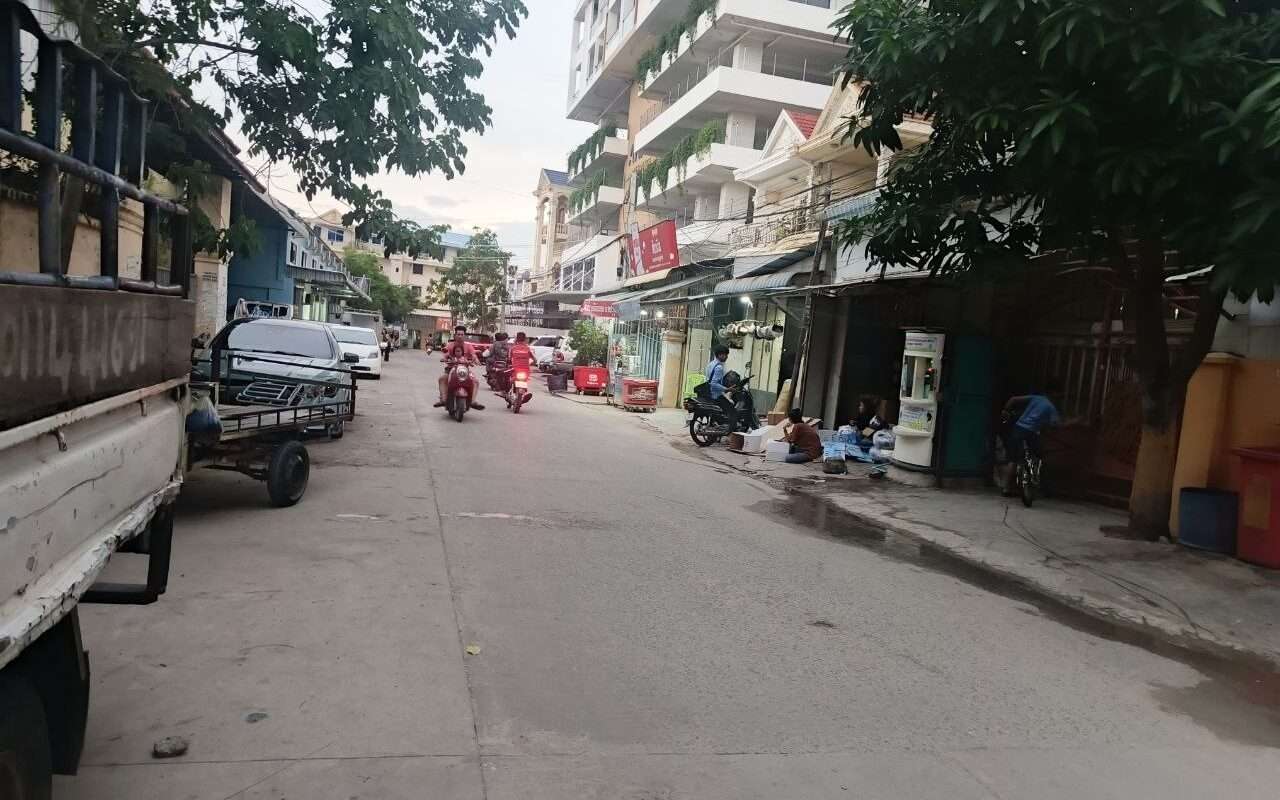$$$-ផ្ទះពីរល្វែងលក់បន្ទាន់$480,000-$$$