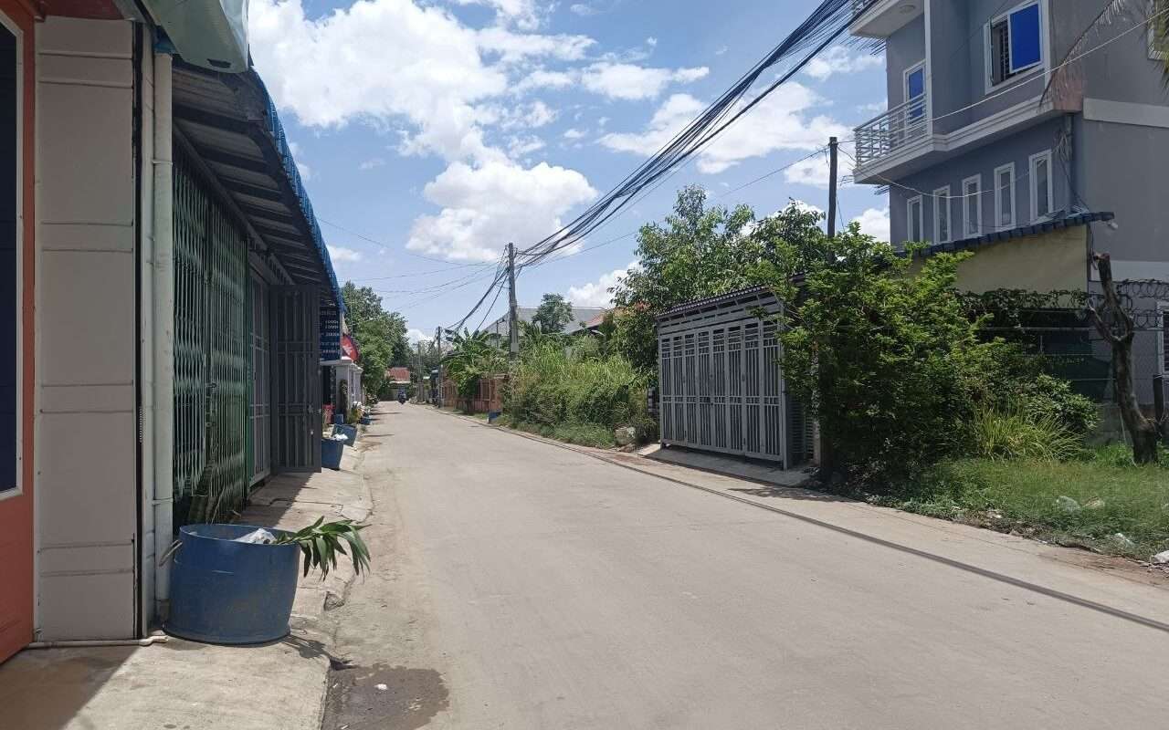 $$$-ដីជួល8m x 22m ផ្លូវរកស៊ីបាន-$$$