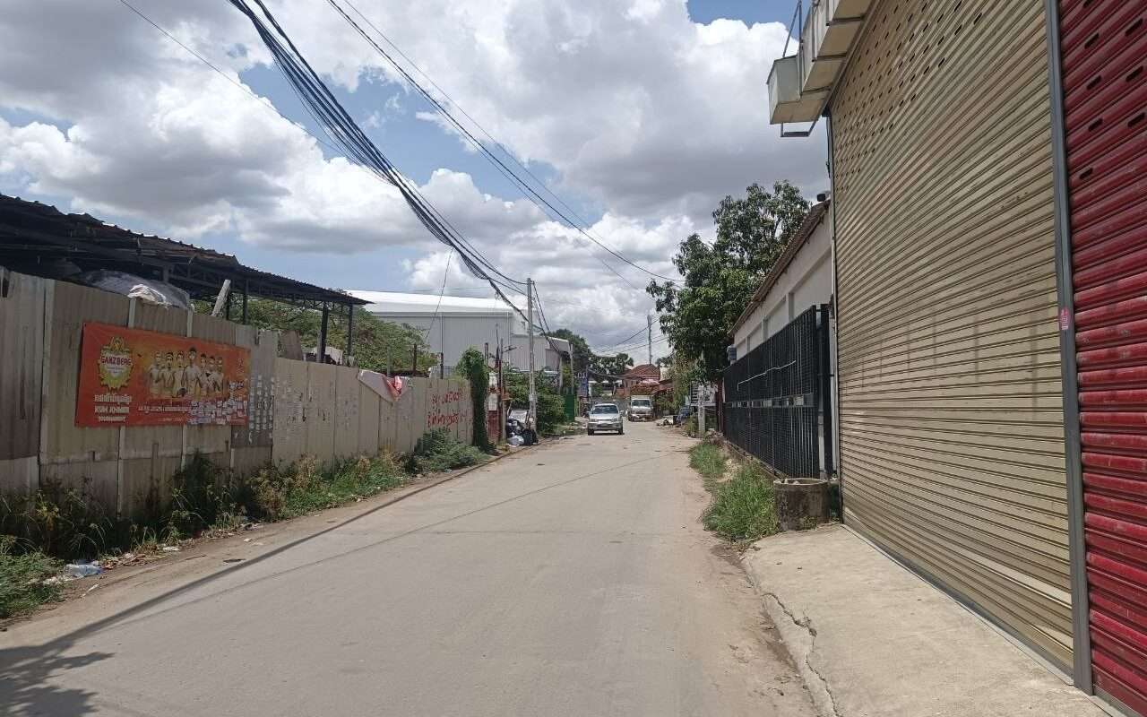 $$$-ដីជួល8m x 22m ផ្លូវរកស៊ីបាន-$$$
