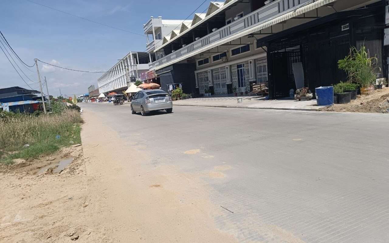 $$$-ដីលំនៅដ្ឋានលក់ផ្លូវបេតុង-$$$