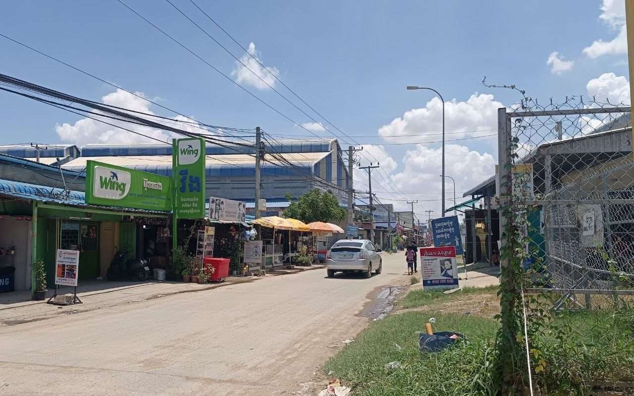 $$$-ឃ្លាំងជួលជិតវត្តព្រៃស្ពឺ-$$$
