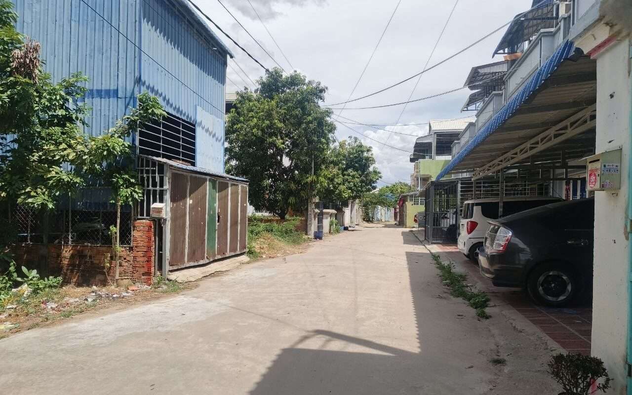 $$$-ដីលក់5m x 20m-$27,000-$$$