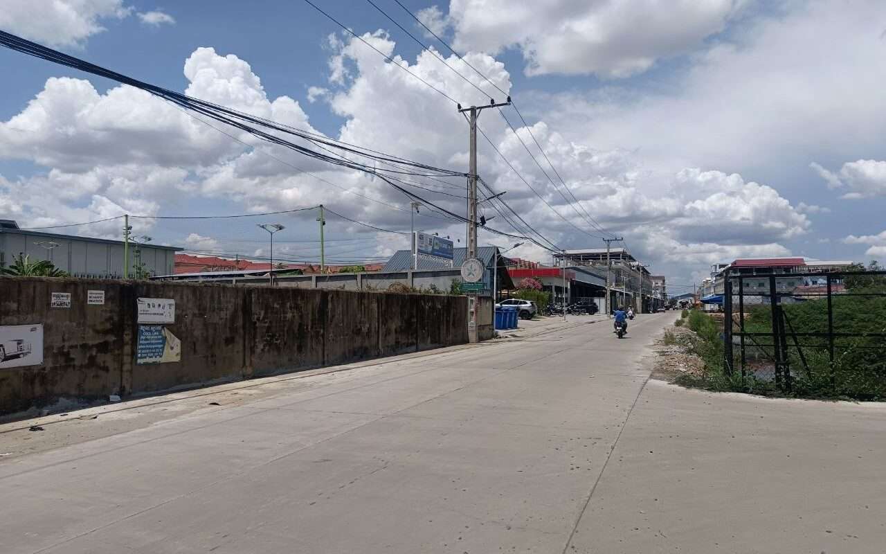 $$$-ដីជួល2000m²ជាង-$1,500/ខែ-$$$