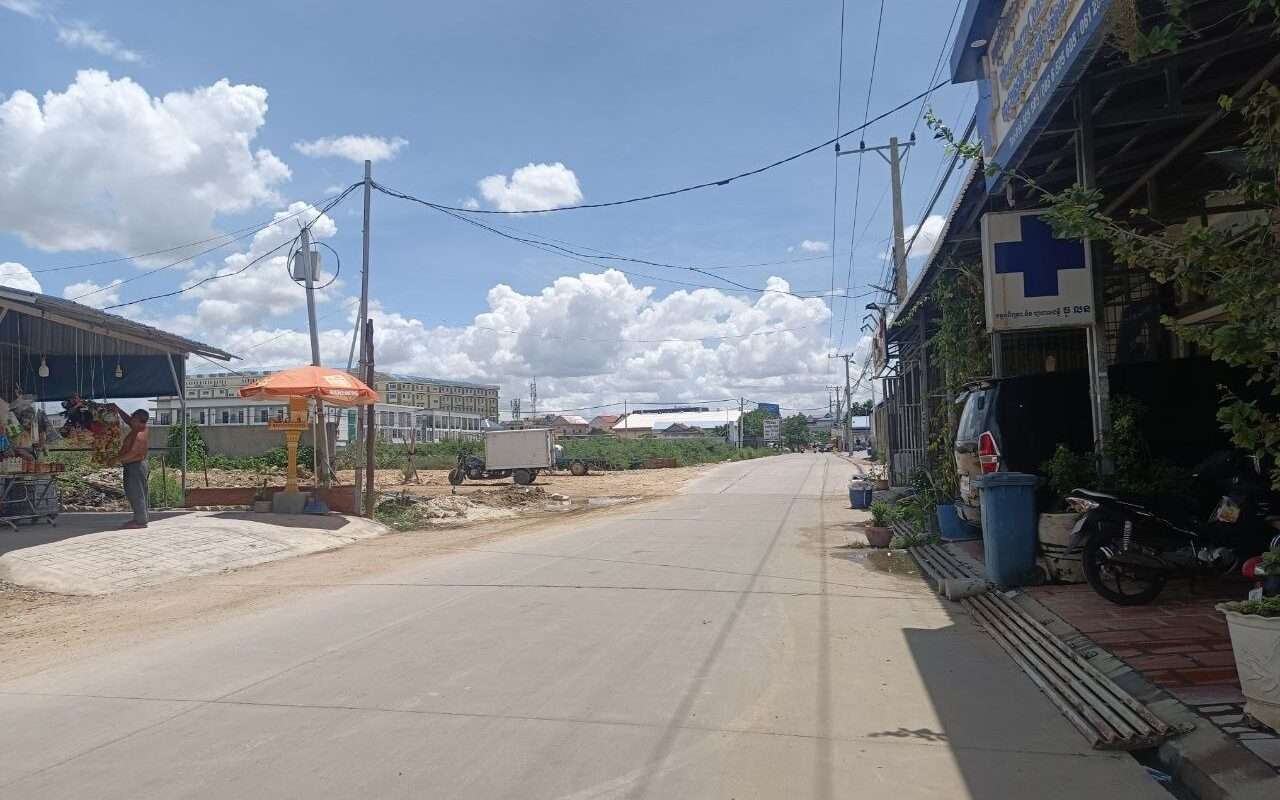 $$$-ដីលក់5m x 40m $100K-$$$