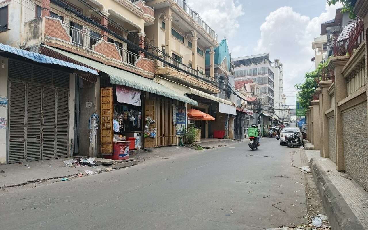 $$$-ផ្ទះកែងជួលមុខហេងលី$350-$$$