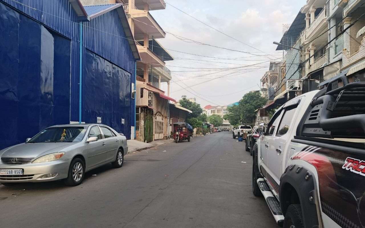 $$$-ឃ្លាំងជួលបឹងសាលាង9×30-$$$