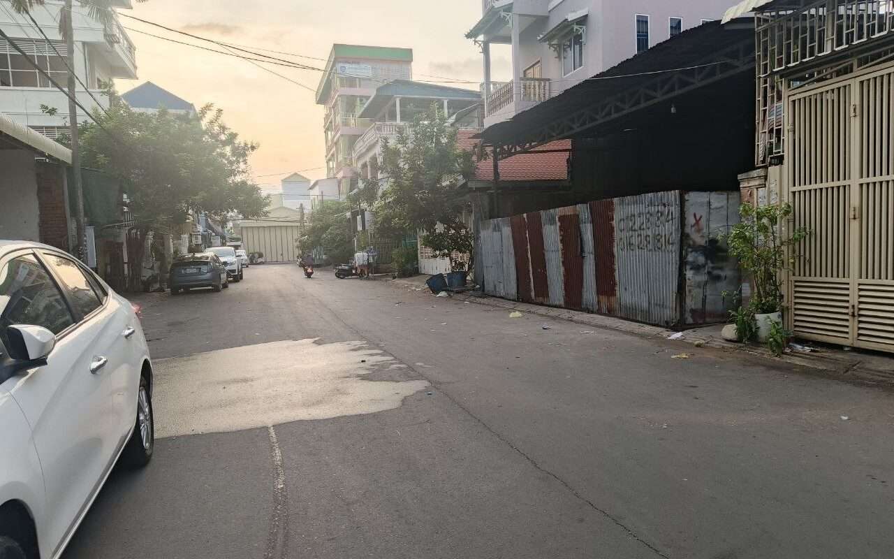 $$$-ឃ្លាំងជួលបឹងសាលាង9×30-$$$