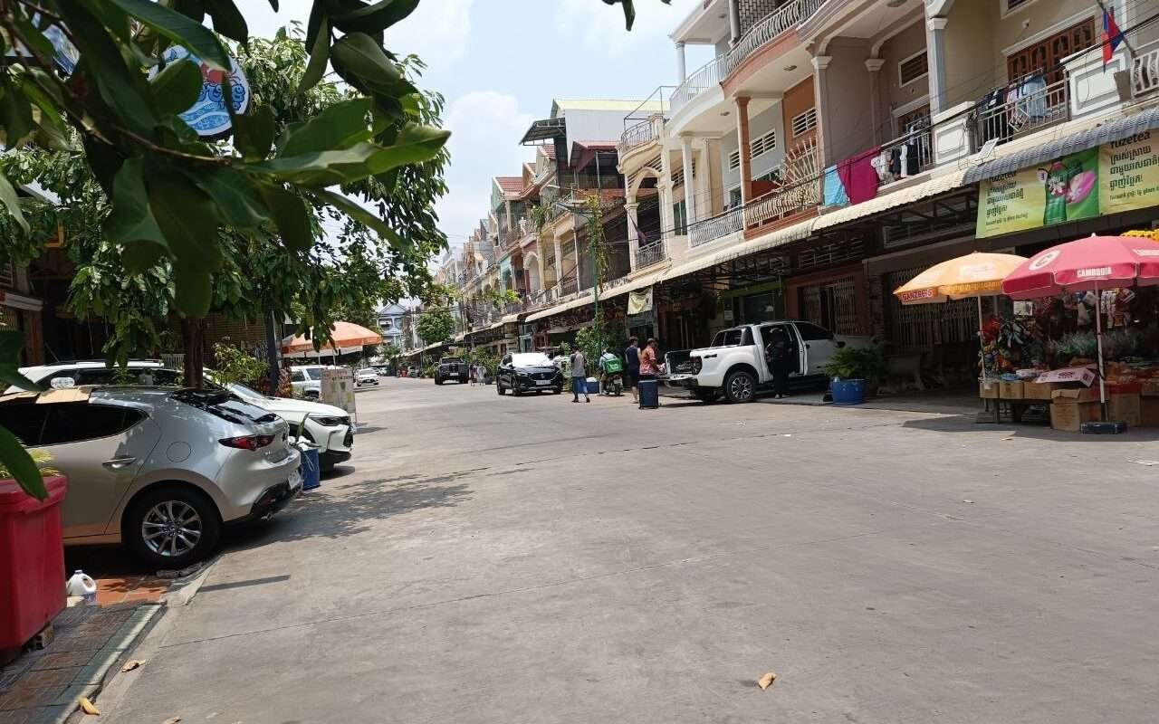 $$$-ផ្ទះកែងលក់បន្ទាន់ម្តុំសឡា-$$$
