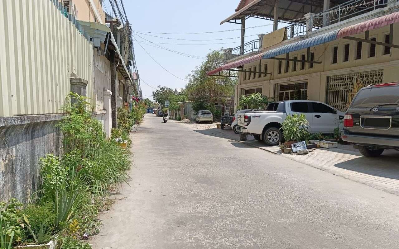 $$$-ឃ្លាំងជួលផ្លូវតាកនចោមចៅ3-$$$