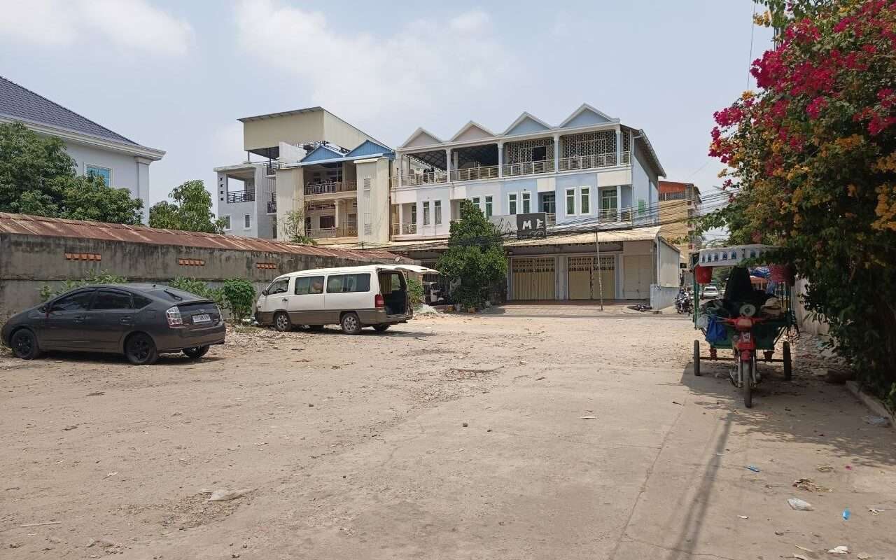 $$$-ដីលក់7m x 31m $150,000 ផ្សារត្រពាំងឈូក-$$$