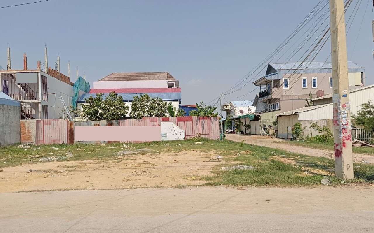 $$$-ដីកែងលក់21m x 20m $170,000-$$$