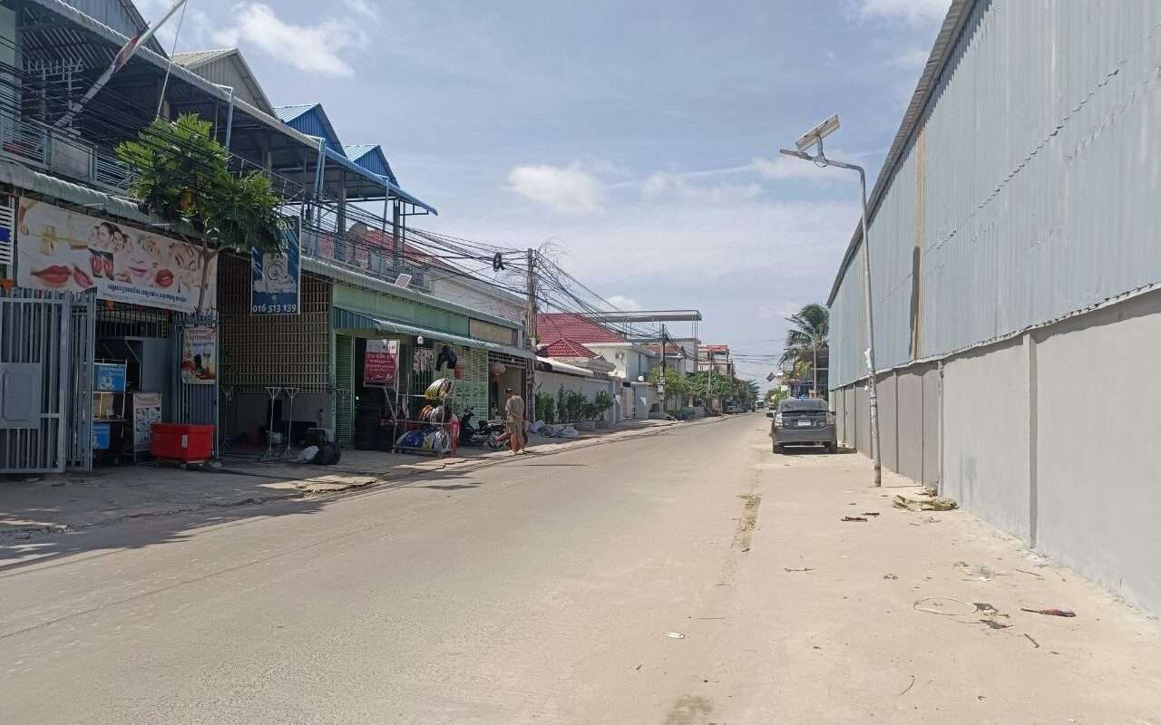 $$$-ដីលក់ 3601 Sqm ជិតវត្តព្រៃស្ពឺ-$$$