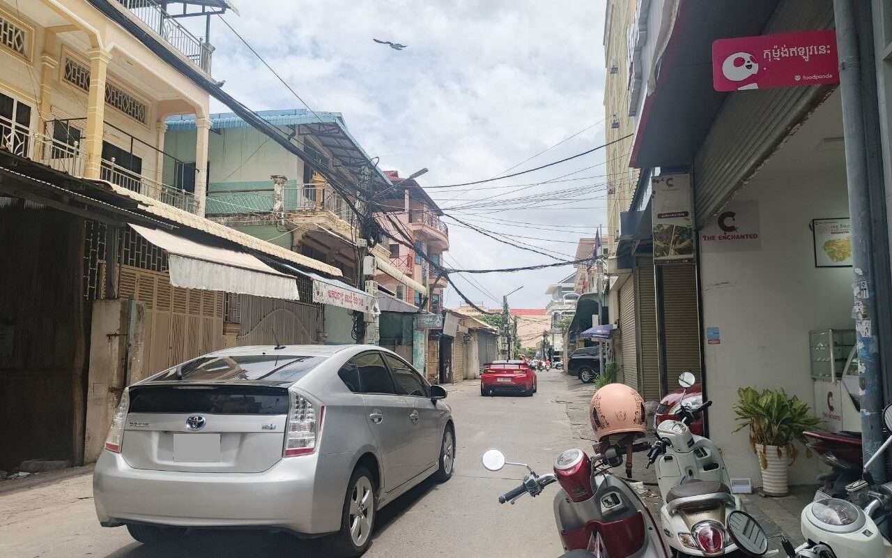 $$$-ផ្ទះជួល 10m x 20m $900-$$$