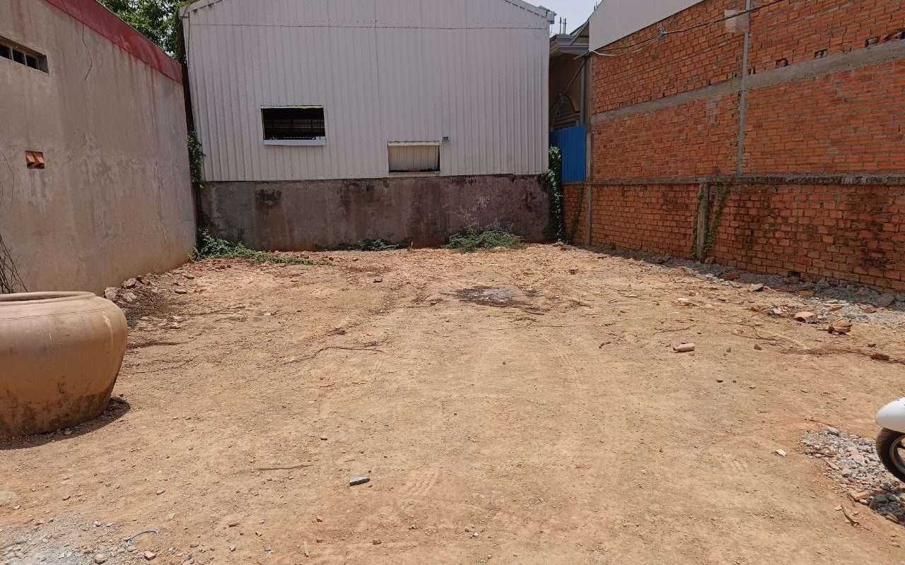 $$$-ដីលក់5m x 15m $30,000-$$$