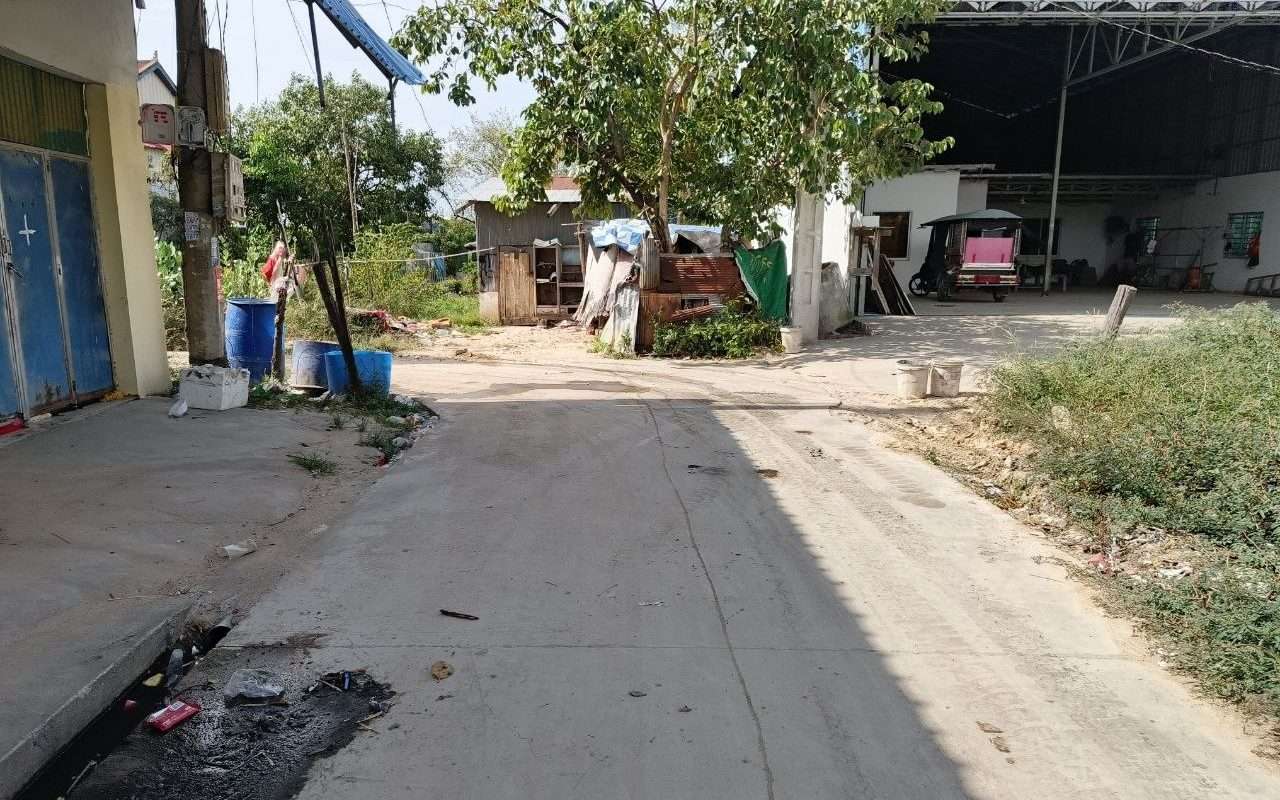 $$$-ដីកែងជួល 8m x 15m $300/ខែ-$$$